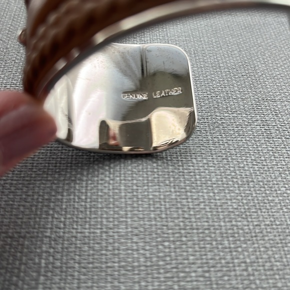 Authentic TOD’S Cuff Bracelet ~ in Light Brown Leather W/ Studded - Picture 6 of 16